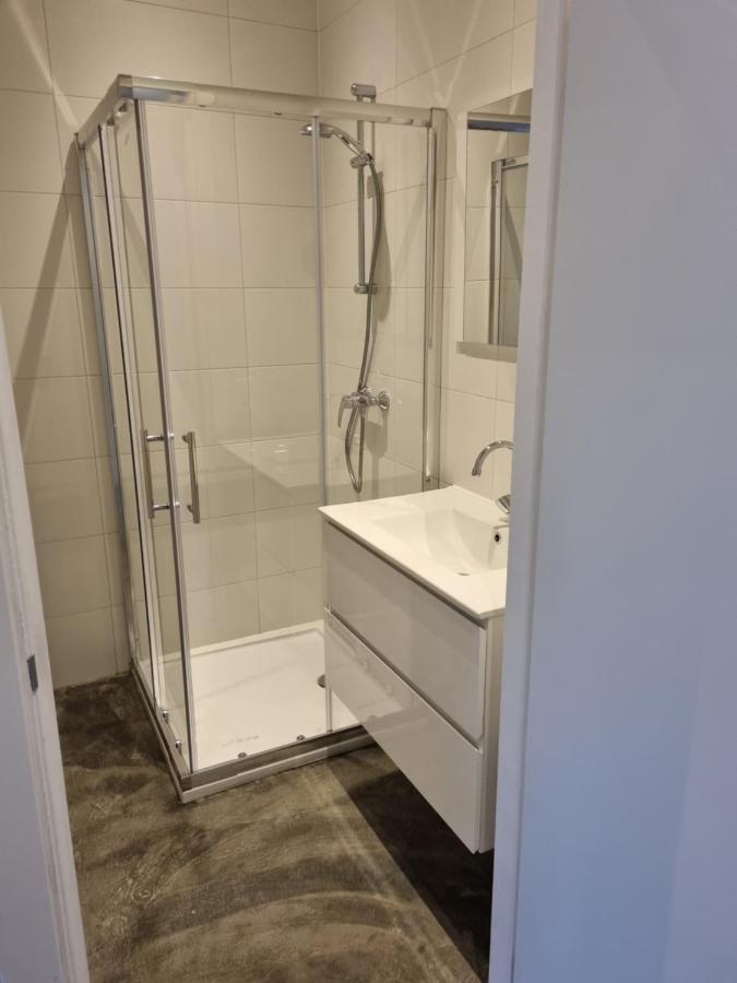 De Rokerij Apartment โมนนิคเคินดาม ภายนอก รูปภาพ