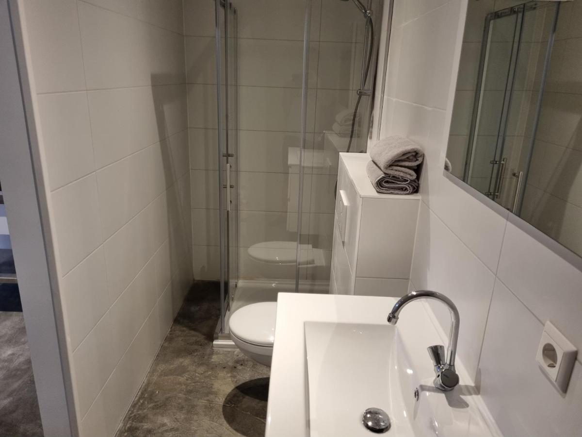 De Rokerij Apartment โมนนิคเคินดาม ภายนอก รูปภาพ